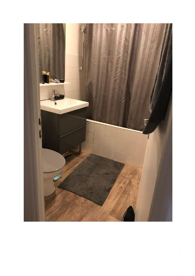 Appartement T2 à louer - 2 pièces - 43.0 m2 - AURILLAC - 15 - AUVERGNE - Century 21 Pradel Immobilier