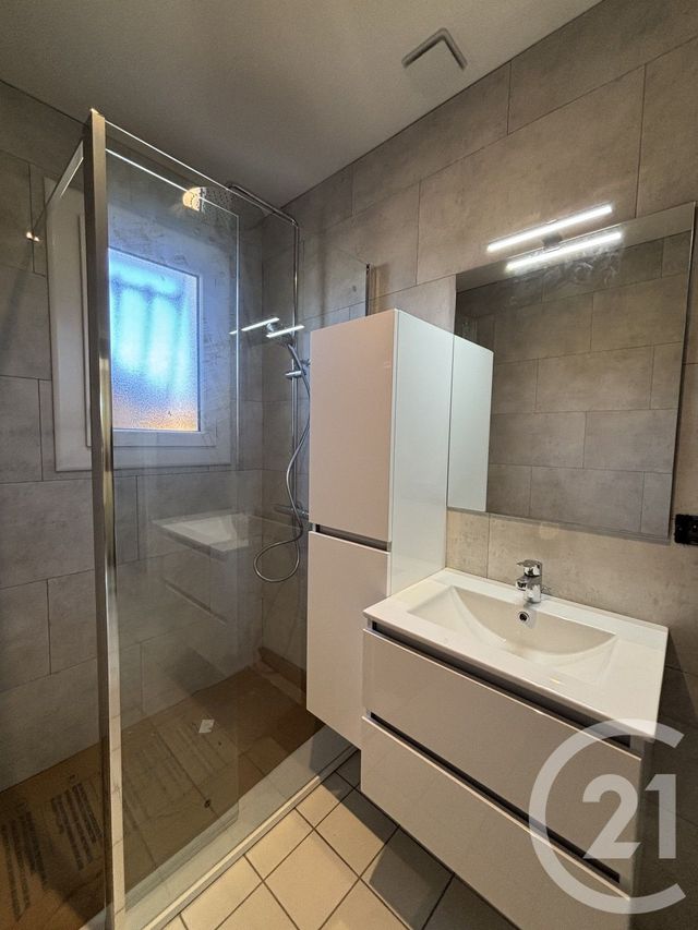 maison à louer - 4 pièces - 85.0 m2 - YTRAC - 15 - AUVERGNE - Century 21 Pradel Immobilier