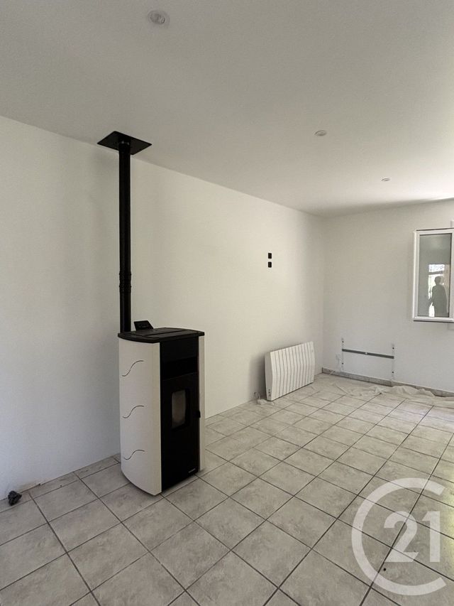 maison à louer - 4 pièces - 85.0 m2 - YTRAC - 15 - AUVERGNE - Century 21 Pradel Immobilier