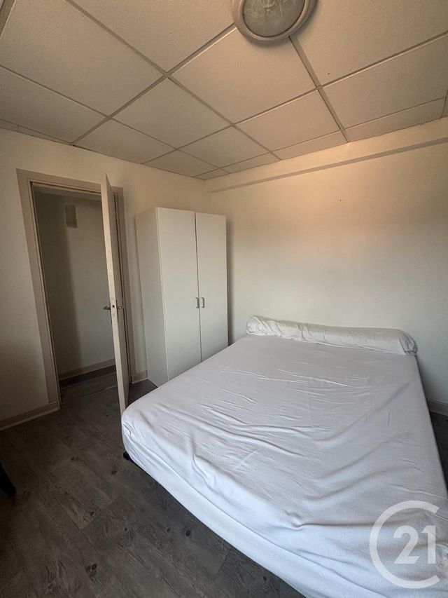 Appartement Duplex à louer - 2 pièces - 24.0 m2 - AURILLAC - 15 - AUVERGNE - Century 21 Pradel Immobilier