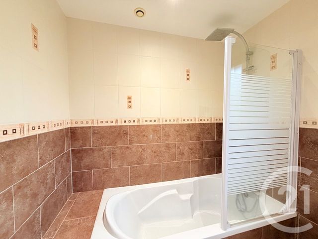 maison à vendre - 5 pièces - 106.0 m2 - AURILLAC - 15 - AUVERGNE - Century 21 Pradel Immobilier