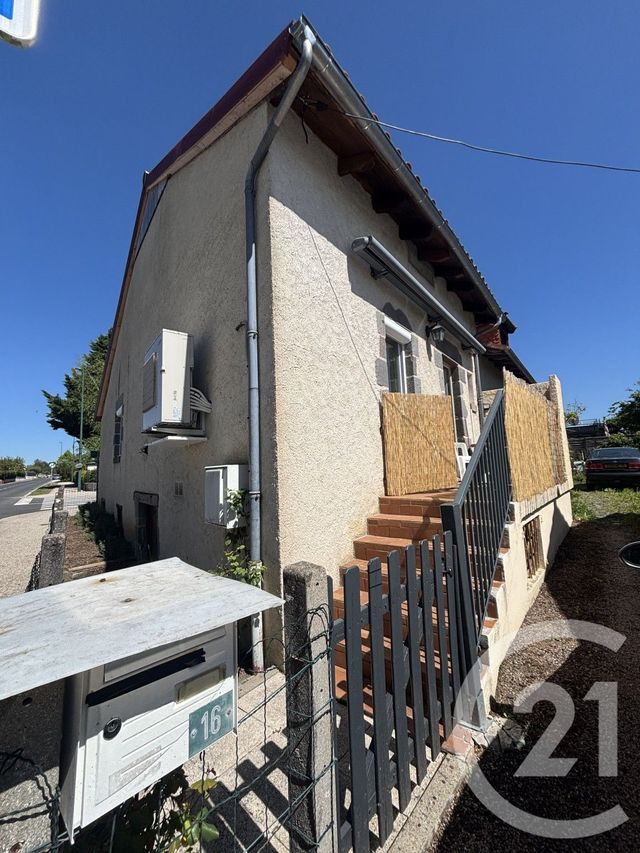 maison à louer - 3 pièces - 70.0 m2 - YTRAC - 15 - AUVERGNE - Century 21 Pradel Immobilier