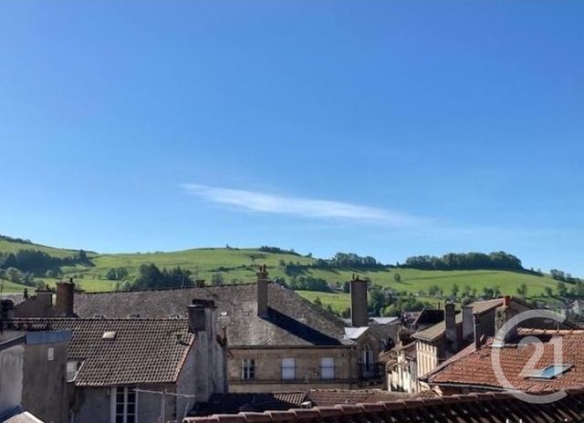 Appartement Duplex à louer - 2 pièces - 39.0 m2 - AURILLAC - 15 - AUVERGNE - Century 21 Pradel Immobilier