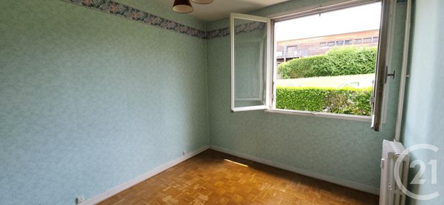 Appartement F3 à vendre - 3 pièces - 65.0 m2 - AURILLAC - 15 - AUVERGNE - Century 21 Pradel Immobilier