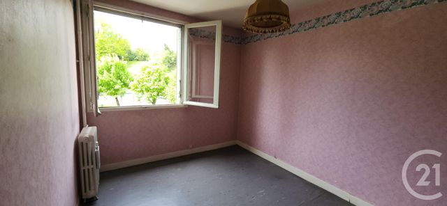 Appartement F3 à vendre - 3 pièces - 65.0 m2 - AURILLAC - 15 - AUVERGNE - Century 21 Pradel Immobilier