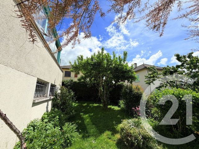 maison à vendre - 5 pièces - 107.0 m2 - JUSSAC - 15 - AUVERGNE - Century 21 Pradel Immobilier