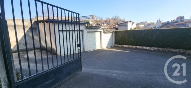 Appartement F4 à vendre - 4 pièces - 103.84 m2 - AURILLAC - 15 - AUVERGNE - Century 21 Pradel Immobilier