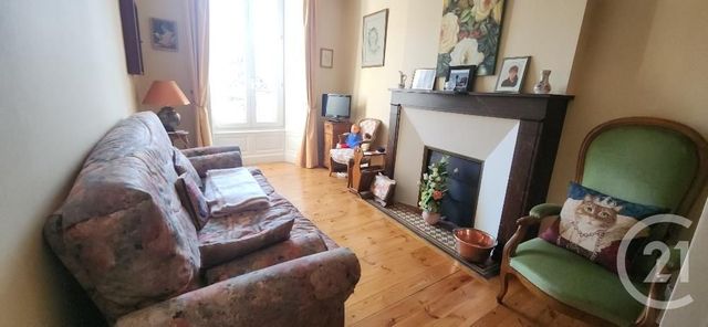 Appartement F4 à vendre - 4 pièces - 103.84 m2 - AURILLAC - 15 - AUVERGNE - Century 21 Pradel Immobilier
