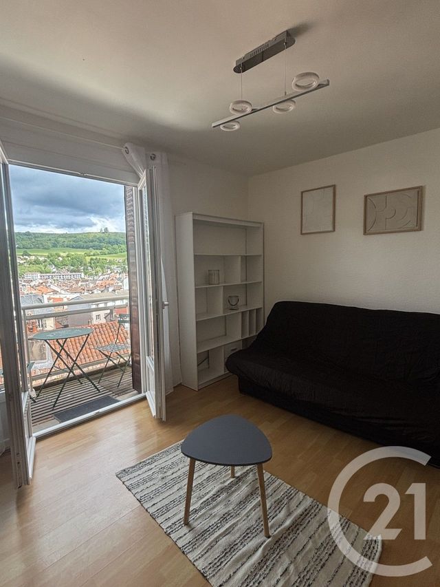 Appartement Studio à louer - 1 pièce - 19.0 m2 - AURILLAC - 15 - AUVERGNE - Century 21 Pradel Immobilier