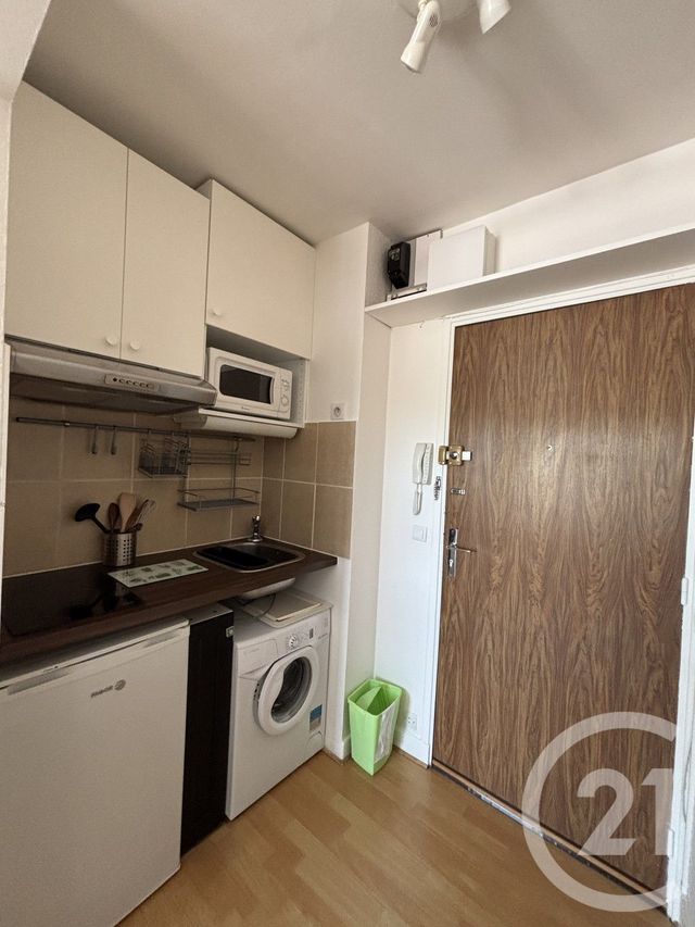 Appartement Studio à louer - 1 pièce - 19.0 m2 - AURILLAC - 15 - AUVERGNE - Century 21 Pradel Immobilier