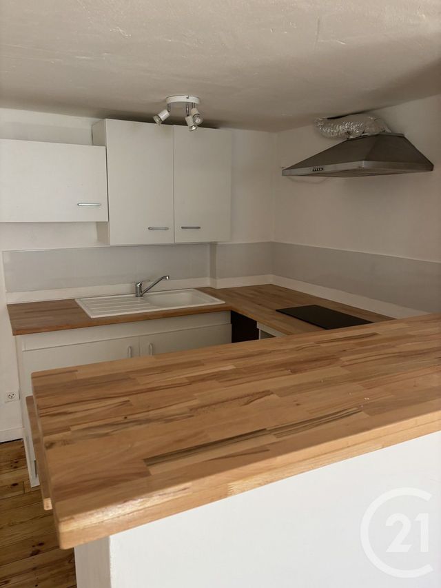 Appartement Duplex à louer - 3 pièces - 43.0 m2 - AURILLAC - 15 - AUVERGNE - Century 21 Pradel Immobilier