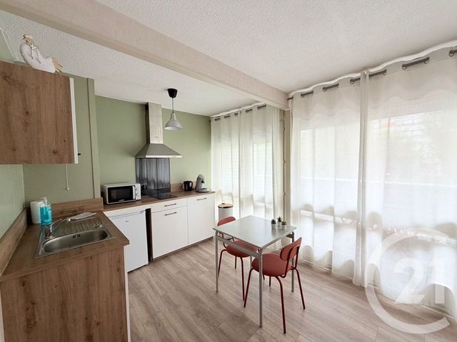 Appartement F1 à vendre - 1 pièce - 29.18 m2 - AURILLAC - 15 - AUVERGNE - Century 21 Pradel Immobilier