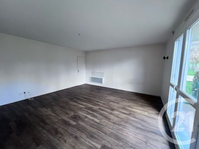 Appartement T1 à louer - 2 pièces - 37.83 m2 - AURILLAC - 15 - AUVERGNE - Century 21 Pradel Immobilier