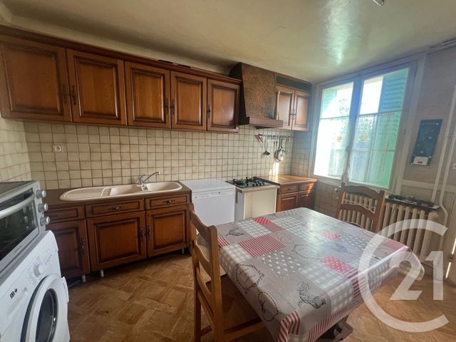 maison à vendre - 6 pièces - 130.0 m2 - ARPAJON SUR CERE - 15 - AUVERGNE - Century 21 Pradel Immobilier