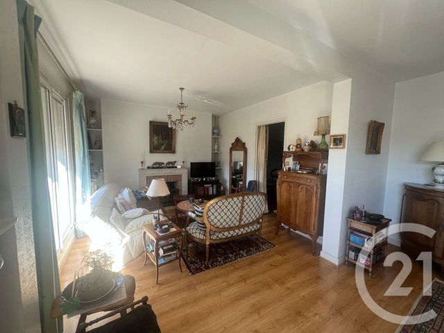 Appartement F4 à vendre - 5 pièces - 90.0 m2 - AURILLAC - 15 - AUVERGNE - Century 21 Pradel Immobilier