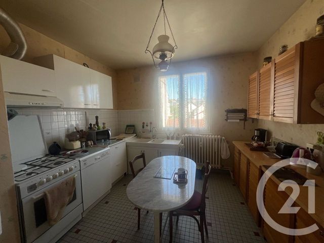 Appartement F4 à vendre - 5 pièces - 90.0 m2 - AURILLAC - 15 - AUVERGNE - Century 21 Pradel Immobilier