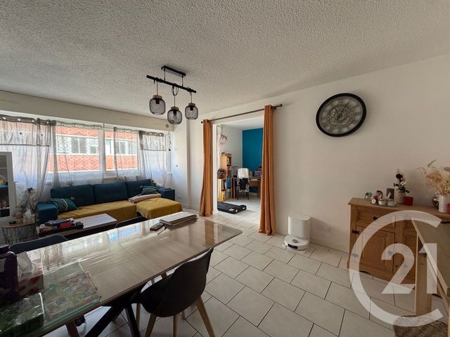 Appartement T3 à vendre - 4 pièces - 78.0 m2 - AURILLAC - 15 - AUVERGNE - Century 21 Pradel Immobilier