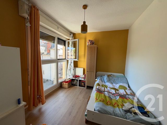 Appartement T3 à vendre - 4 pièces - 78.0 m2 - AURILLAC - 15 - AUVERGNE - Century 21 Pradel Immobilier