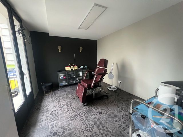 Appartement F4 à vendre - 6 pièces - 120.0 m2 - AURILLAC - 15 - AUVERGNE - Century 21 Pradel Immobilier
