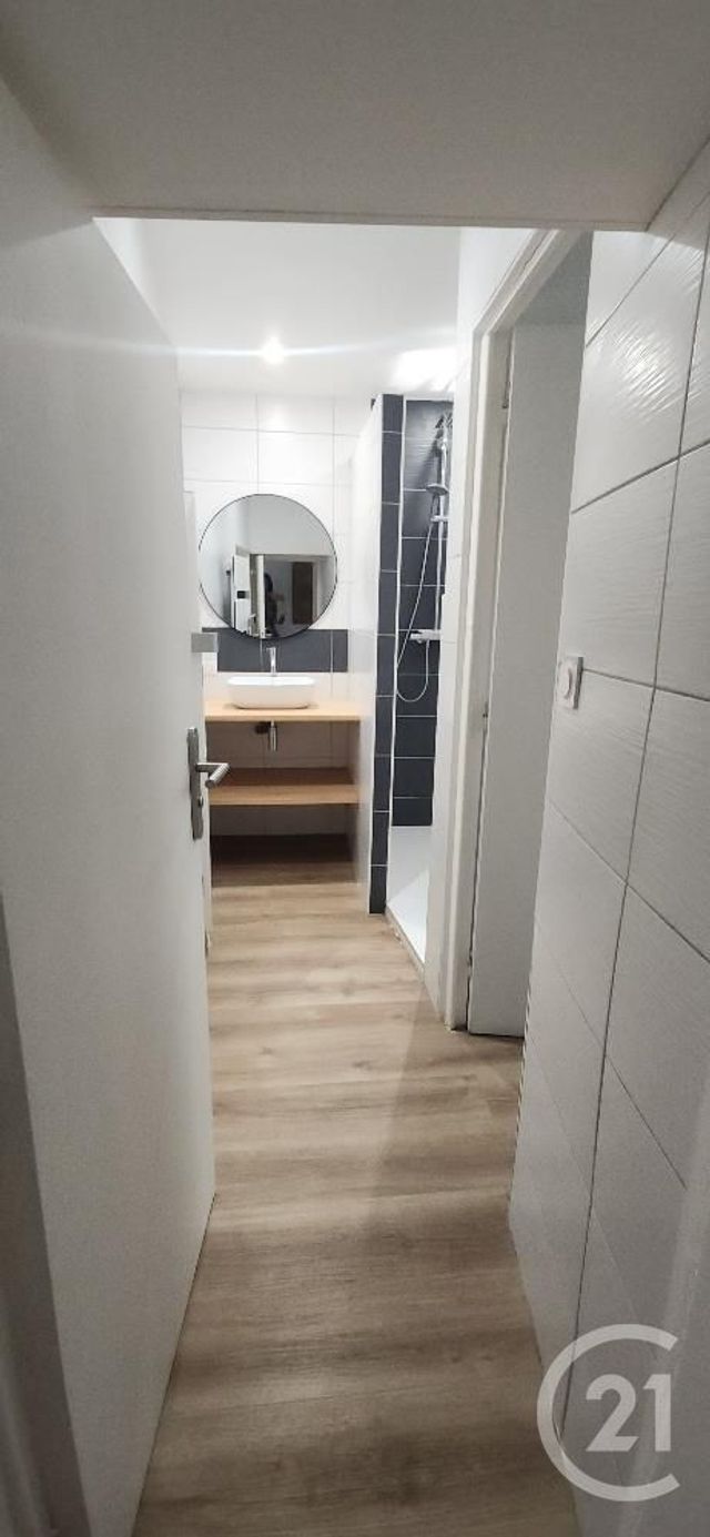 Appartement F4 à vendre - 4 pièces - 79.31 m2 - AURILLAC - 15 - AUVERGNE - Century 21 Pradel Immobilier