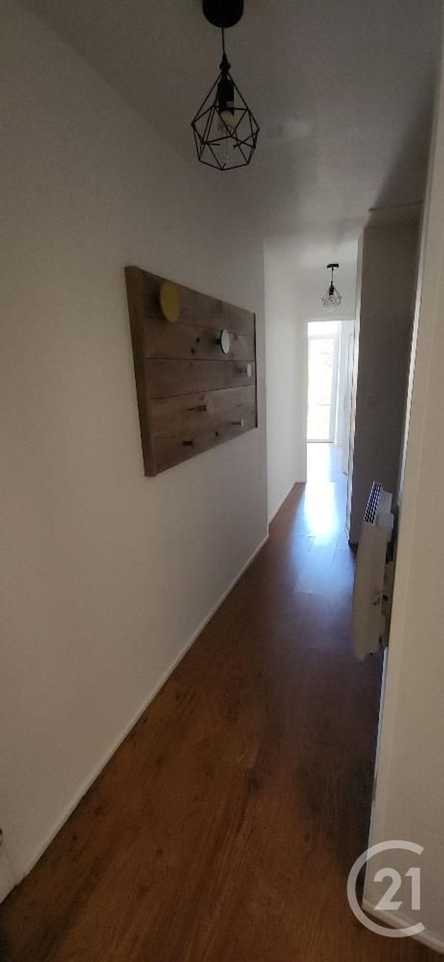 Appartement F4 à vendre - 4 pièces - 79.31 m2 - AURILLAC - 15 - AUVERGNE - Century 21 Pradel Immobilier