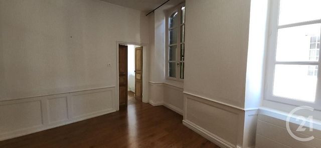 Appartement F4 à vendre - 4 pièces - 79.31 m2 - AURILLAC - 15 - AUVERGNE - Century 21 Pradel Immobilier
