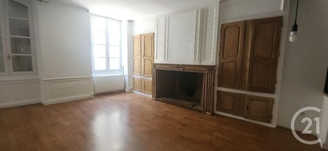 Appartement F4 à vendre - 4 pièces - 79.31 m2 - AURILLAC - 15 - AUVERGNE - Century 21 Pradel Immobilier