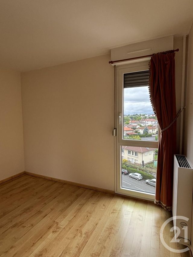 Appartement T5 à louer - 5 pièces - 87.0 m2 - AURILLAC - 15 - AUVERGNE - Century 21 Pradel Immobilier