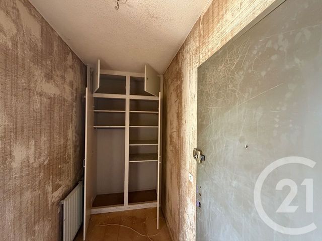 Appartement T1 à vendre - 2 pièces - 30.0 m2 - AURILLAC - 15 - AUVERGNE - Century 21 Pradel Immobilier