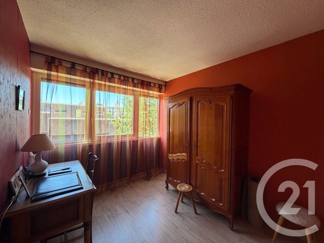 Appartement à vendre - 4 pièces - 69.0 m2 - AURILLAC - 15 - AUVERGNE - Century 21 Pradel Immobilier