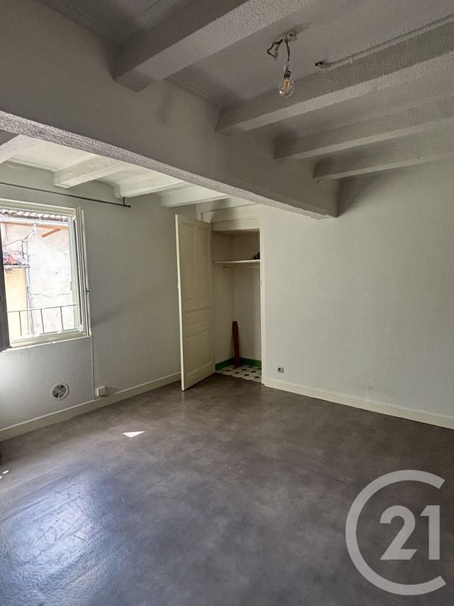 Appartement T1 à louer - 1 pièce - 32.0 m2 - AURILLAC - 15 - AUVERGNE - Century 21 Pradel Immobilier