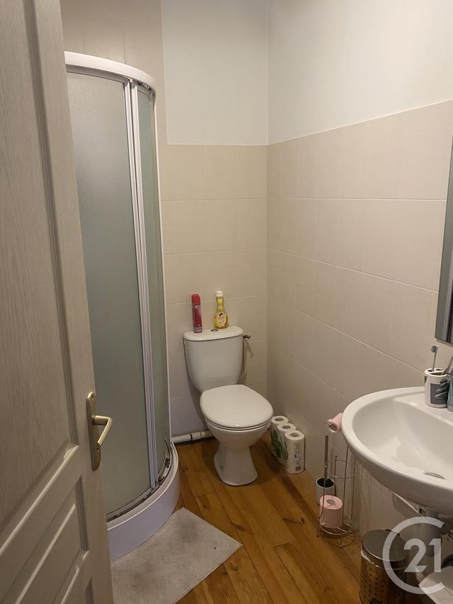 Appartement F4 à louer - 4 pièces - 84.0 m2 - NAUCELLES - 15 - AUVERGNE - Century 21 Pradel Immobilier