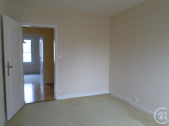Appartement T4 à louer - 4 pièces - 101.0 m2 - AURILLAC - 15 - AUVERGNE - Century 21 Pradel Immobilier