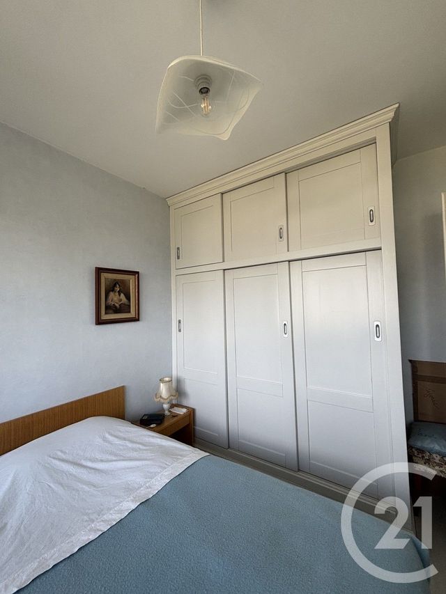 Appartement T3 à louer - 3 pièces - 66.0 m2 - AURILLAC - 15 - AUVERGNE - Century 21 Pradel Immobilier