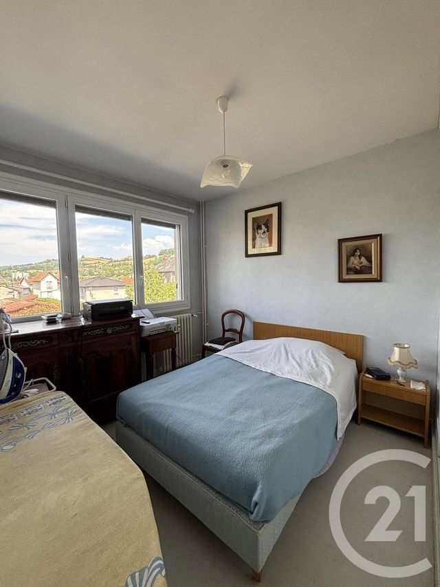 Appartement T3 à louer - 3 pièces - 66.0 m2 - AURILLAC - 15 - AUVERGNE - Century 21 Pradel Immobilier