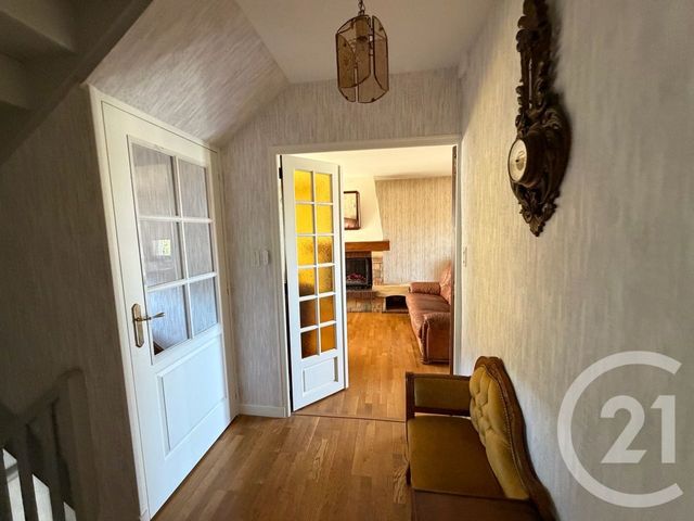 maison à vendre - 13 pièces - 146.0 m2 - JUSSAC - 15 - AUVERGNE - Century 21 Pradel Immobilier