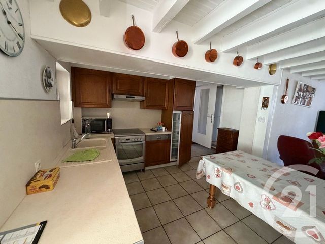 maison à vendre - 13 pièces - 146.0 m2 - JUSSAC - 15 - AUVERGNE - Century 21 Pradel Immobilier