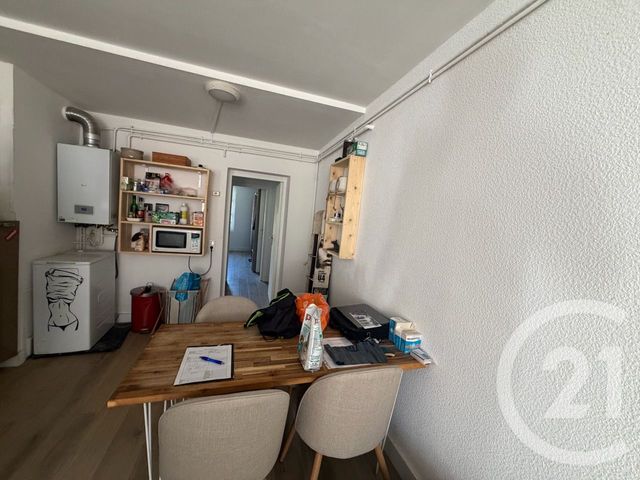 Appartement F2 à vendre - 2 pièces - 45.0 m2 - AURILLAC - 15 - AUVERGNE - Century 21 Pradel Immobilier
