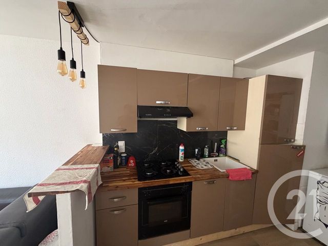 Appartement F2 à vendre - 2 pièces - 45.0 m2 - AURILLAC - 15 - AUVERGNE - Century 21 Pradel Immobilier