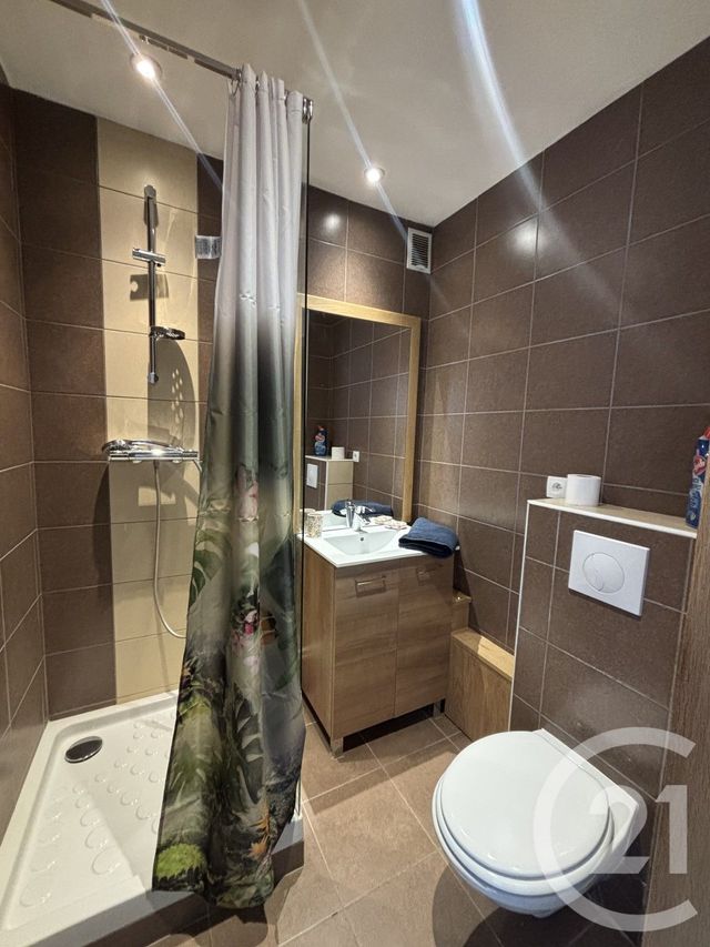 Appartement Studio à louer - 1 pièce - 16.0 m2 - AURILLAC - 15 - AUVERGNE - Century 21 Pradel Immobilier