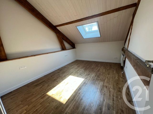 Appartement F6 à vendre - 6 pièces - 123.15 m2 - AURILLAC - 15 - AUVERGNE - Century 21 Pradel Immobilier