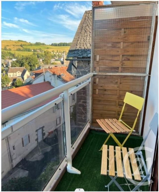 Appartement Studio à louer - 1 pièce - 20.0 m2 - AURILLAC - 15 - AUVERGNE - Century 21 Pradel Immobilier