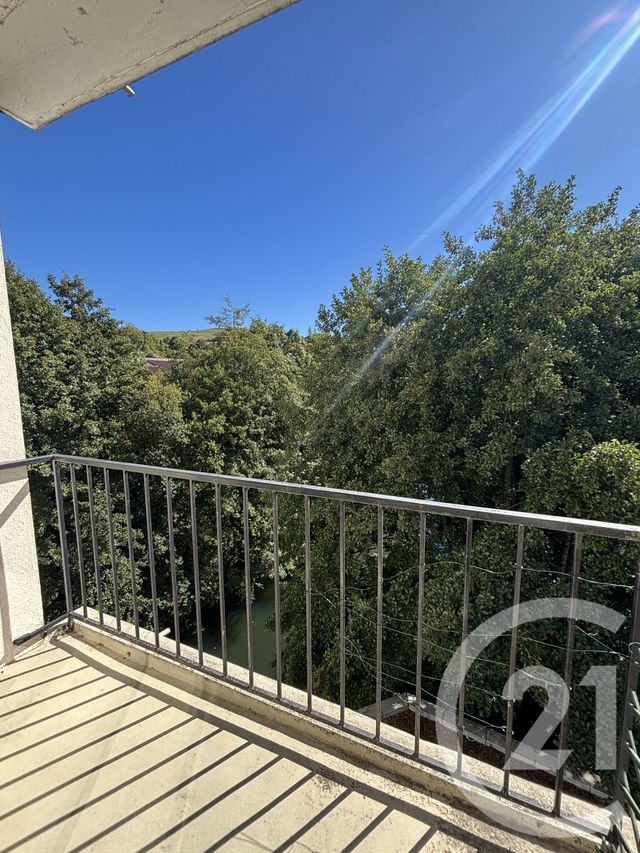 Appartement T5 à louer - 5 pièces - 111.0 m2 - AURILLAC - 15 - AUVERGNE - Century 21 Pradel Immobilier