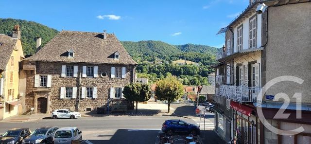 Immeuble à vendre VIC SUR CERE