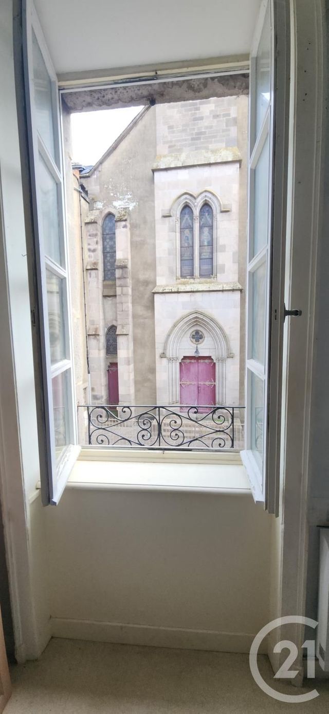 Appartement F3 à vendre - 3 pièces - 75.3 m2 - AURILLAC - 15 - AUVERGNE - Century 21 Pradel Immobilier