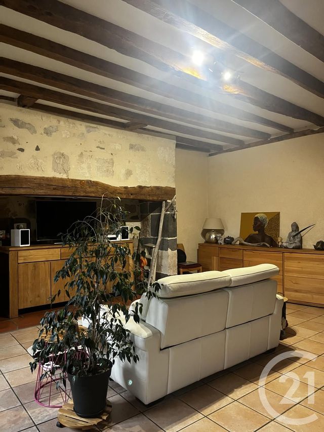 maison à louer - 4 pièces - 84.28 m2 - NAUCELLES - 15 - AUVERGNE - Century 21 Pradel Immobilier