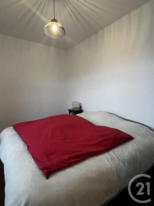 maison à louer - 4 pièces - 84.28 m2 - NAUCELLES - 15 - AUVERGNE - Century 21 Pradel Immobilier