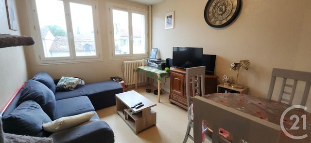 Appartement F2 à vendre - 2 pièces - 41.2 m2 - AURILLAC - 15 - AUVERGNE - Century 21 Pradel Immobilier