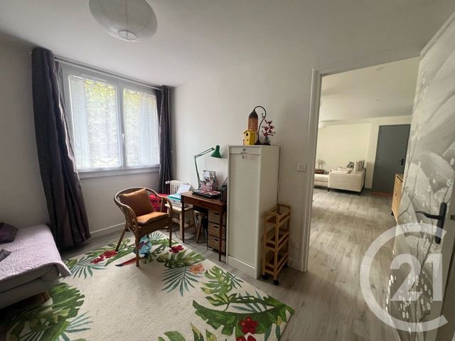 Appartement F4 à vendre - 4 pièces - 72.21 m2 - AURILLAC - 15 - AUVERGNE - Century 21 Pradel Immobilier