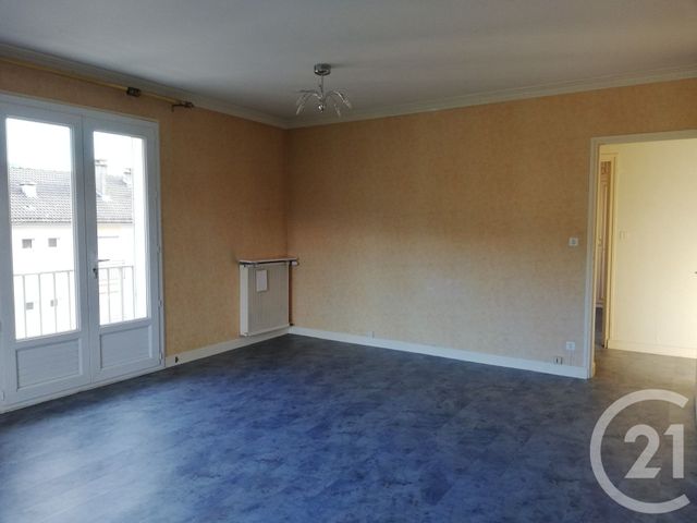 Appartement T4 à louer - 4 pièces - 88.0 m2 - VIC SUR CERE - 15 - AUVERGNE - Century 21 Pradel Immobilier